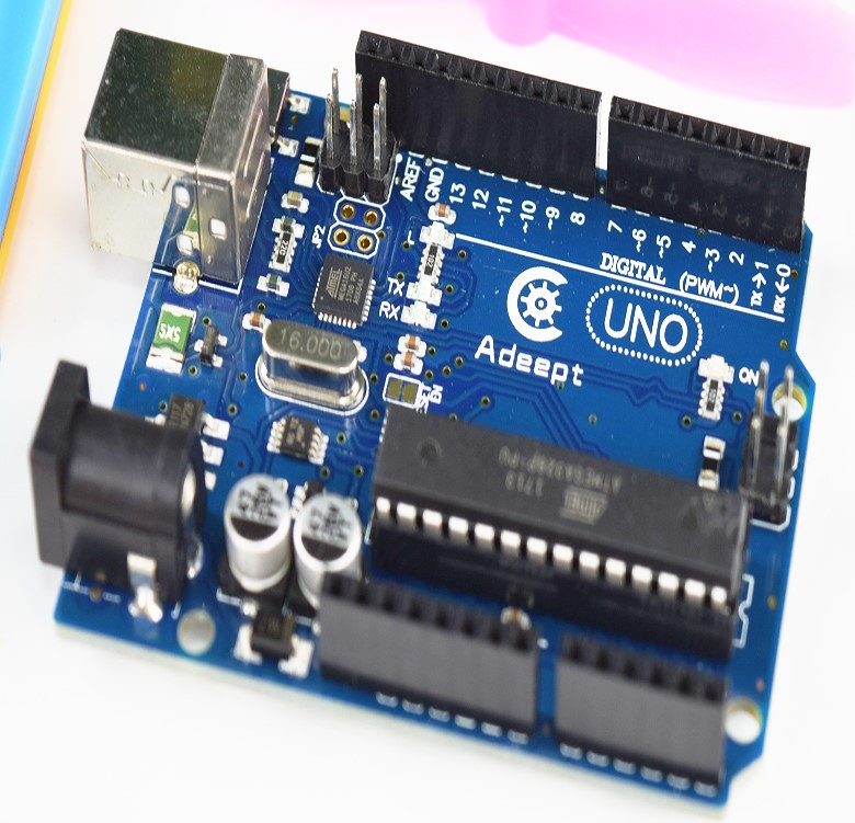 Arduino Uno R3 Microcontroller