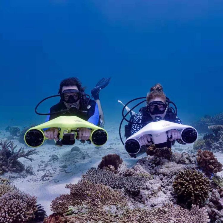 Water Scooter Under water Scooter for pool and Scuba Diving