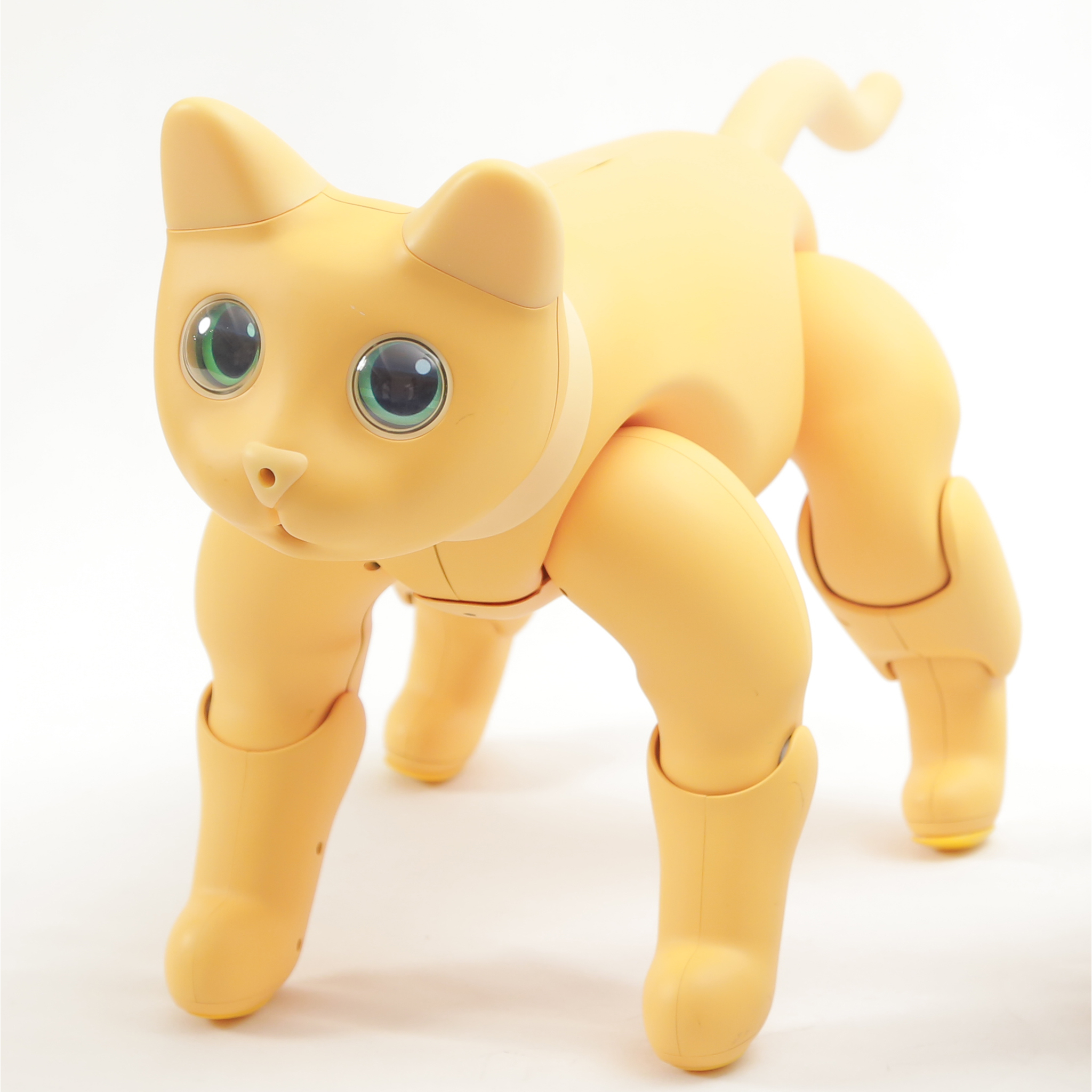 Mar A Perfect Bionic Pet Cat