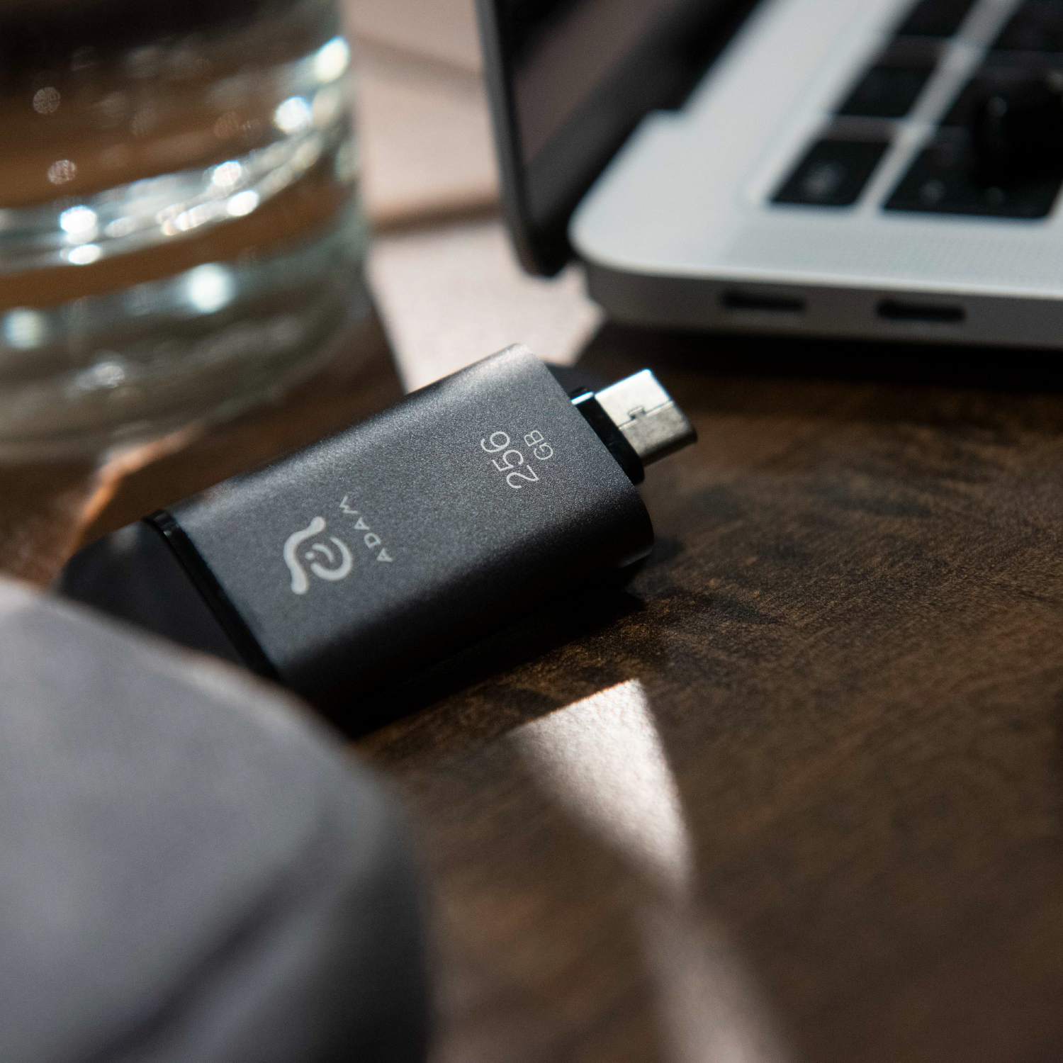 Apple 256GB Lightning USB-C Flash Drive for iPhone Series – Grey
